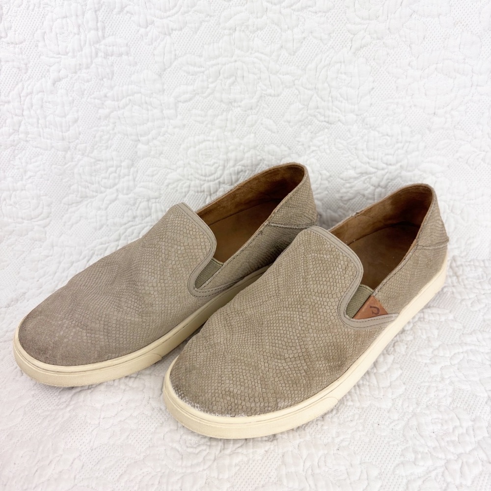 OluKai Pehuea Leather Slip On “Snakeskin” Tan/Taupe Sneakers Loafers Sz 10